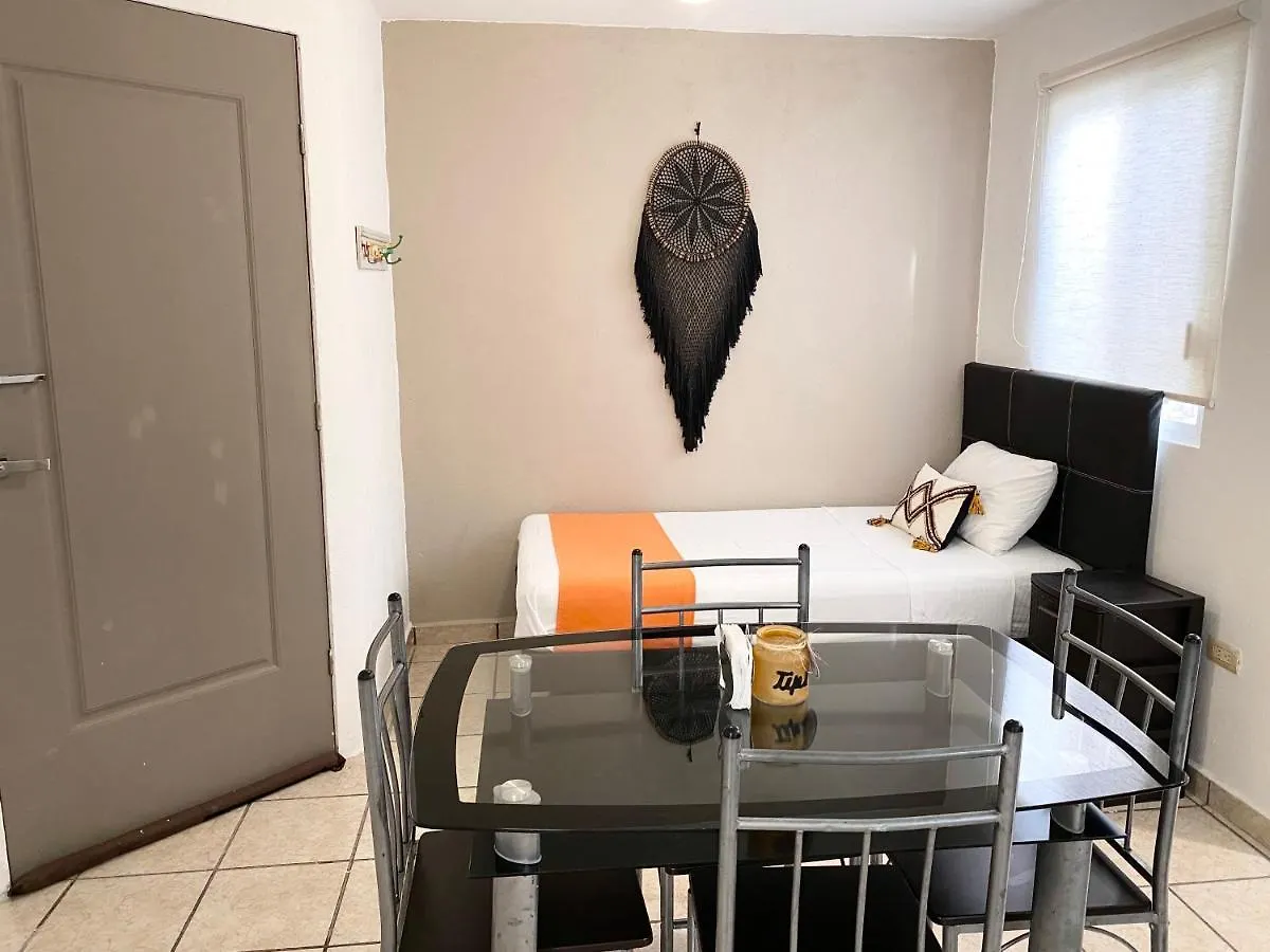 Coco Suites By Andiani Travel Cancún 0*,